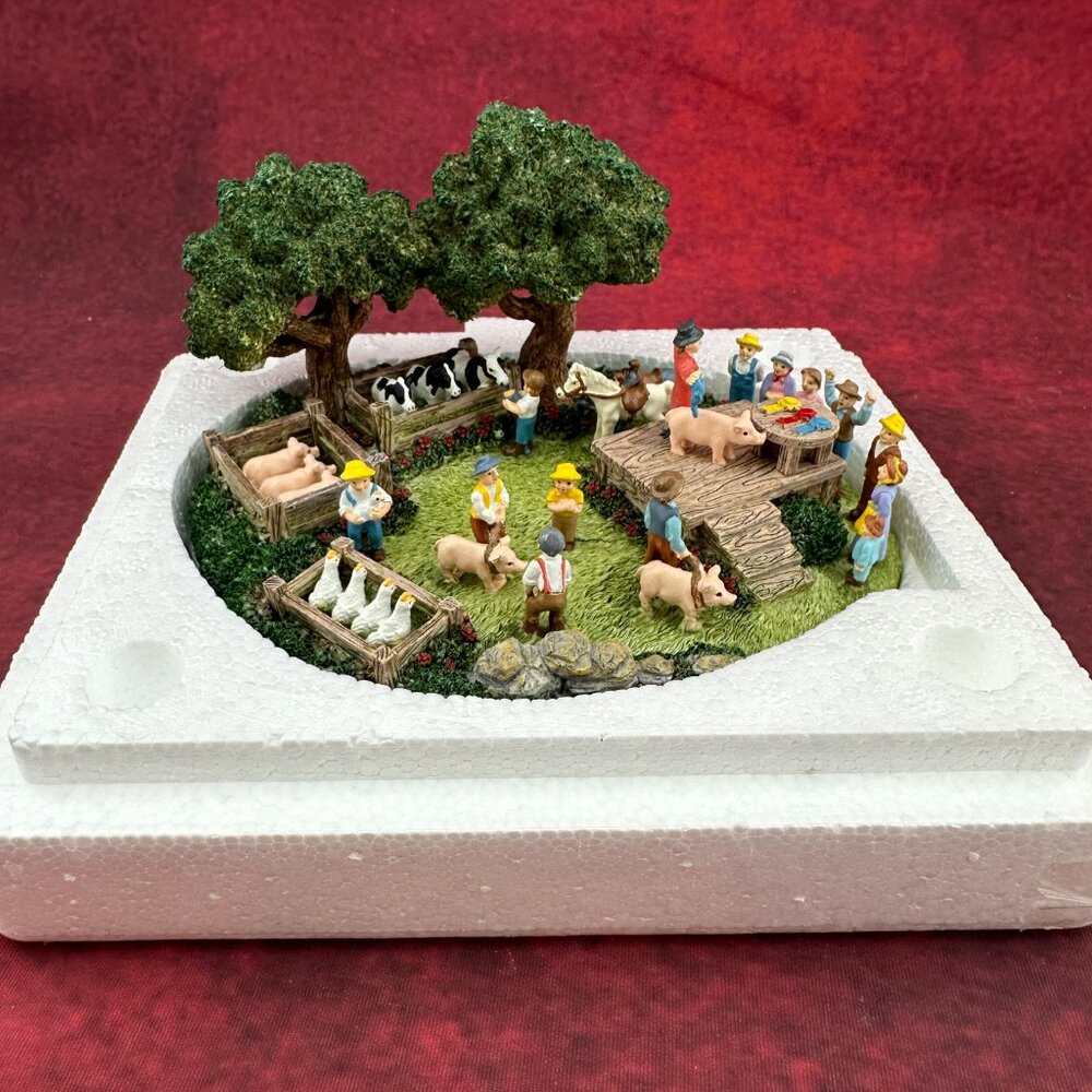 VINTAGE LIBERTY FALLS "LIVESTOCK JUDGING" MINIATURE FIGURE COLLECTION AH203 2000 - Picture 6 of 12